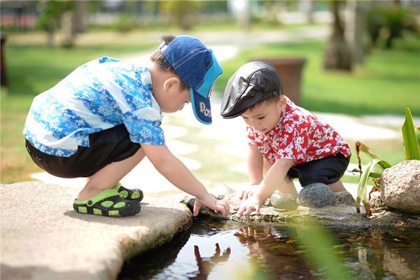 五行缺木的男孩子如何取名字