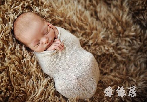 刚出生的男宝宝名字