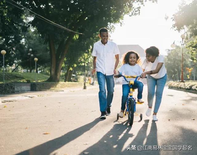 明眸皓齿、亭亭玉立，200个女孩唯美名字，让人眼前一亮_宝宝起名_宝宝起名,起名