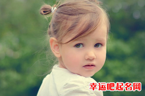 女宝宝取名要避开哪些类型的字
