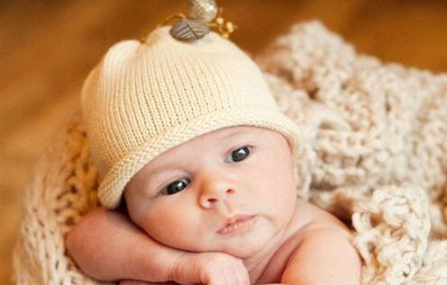 宝宝起名的注意事项 起名注意的三点事项