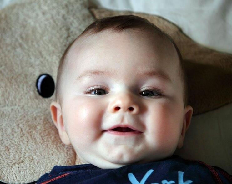 如何给鸡宝宝起个好听的乳名 2017鸡年男宝宝乳名大全