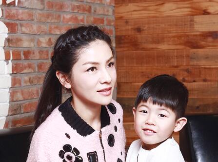 最新最特别的男宝宝乳名 明星小孩名字参考