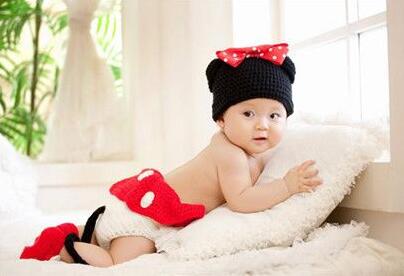 感恩节女宝宝如何起小名 感恩节出生女孩小名大全