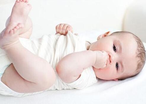 2017年属鸡女宝宝乳名大全 有诗意好听的女宝宝乳名