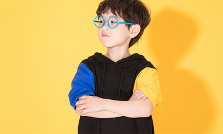 男孩子名字霸气点的